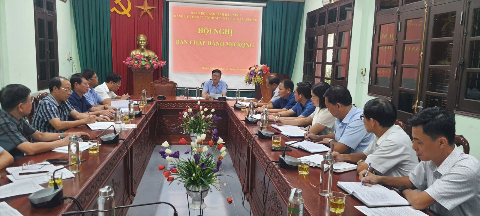 Đảng uỷ Công ty TNHH MTV KTCTTL Nam Đuống tổ chức Hội nghị Ban chấp hành mở rộng