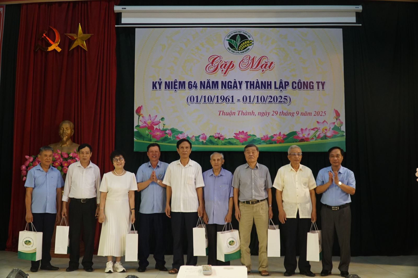 Kỷ niệm 64 năm ngày thành lập Công ty TNHH MTV Khai thác công trình thuỷ lợi Nam Đuống (01/10/1961 - 01/10/2025)